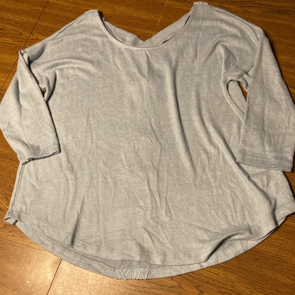 Bobeau Women’s Sweater - Picture 2 of 8